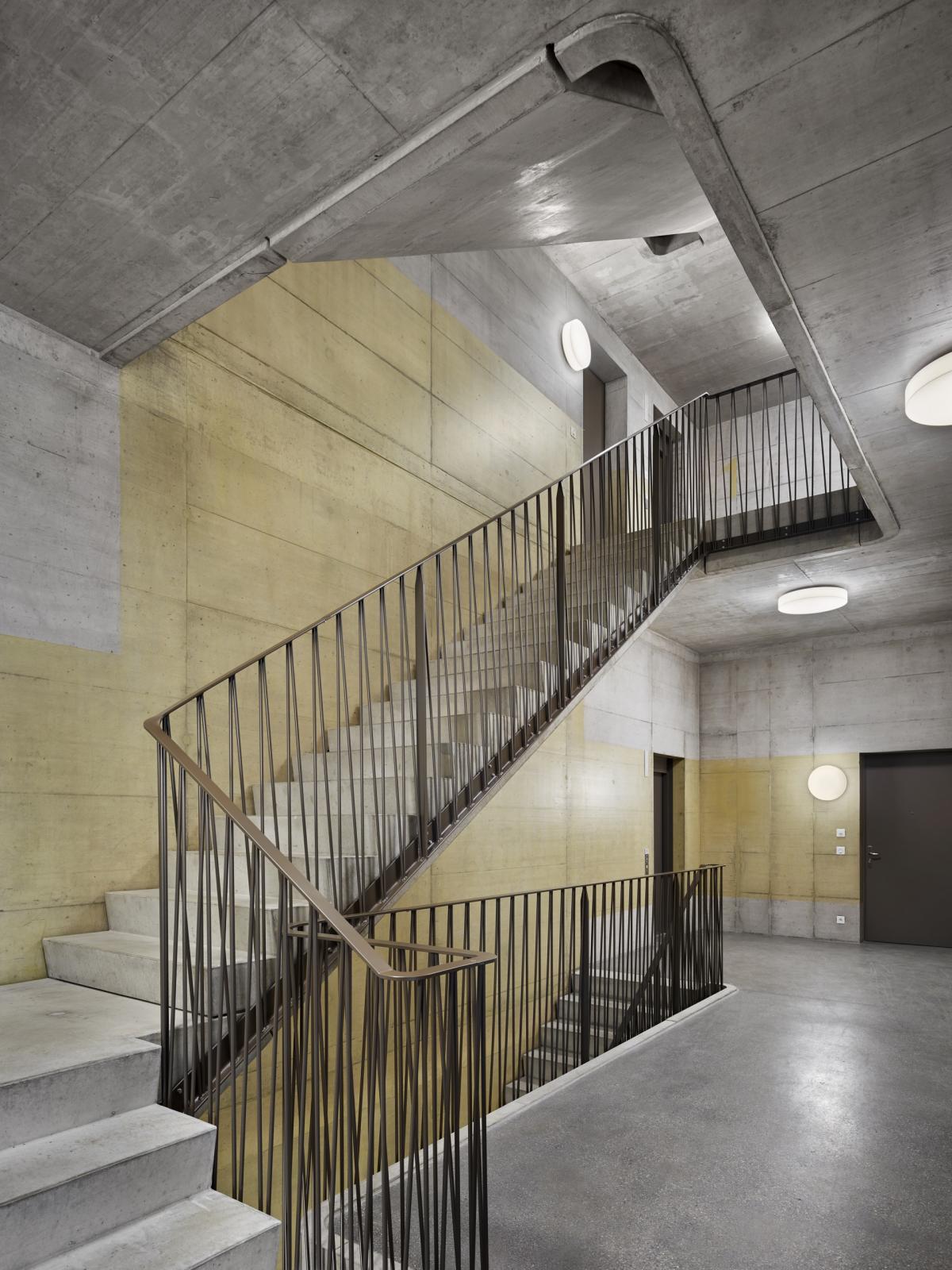 2f11b3348a734dd1a68f134aace9b4ab.8945f03a