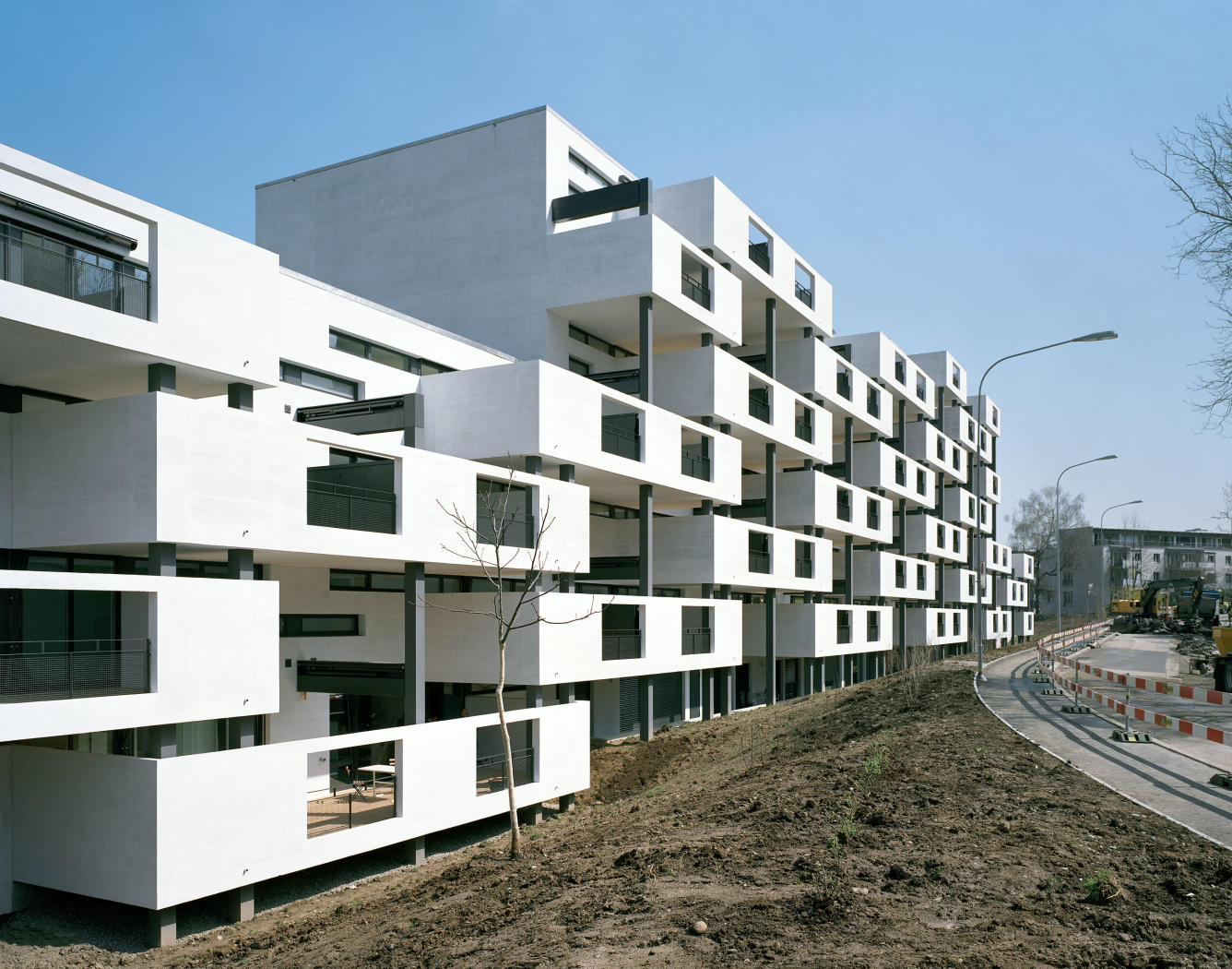 PCS_Balkone__ScaleMaxWidthWzEzMzZd