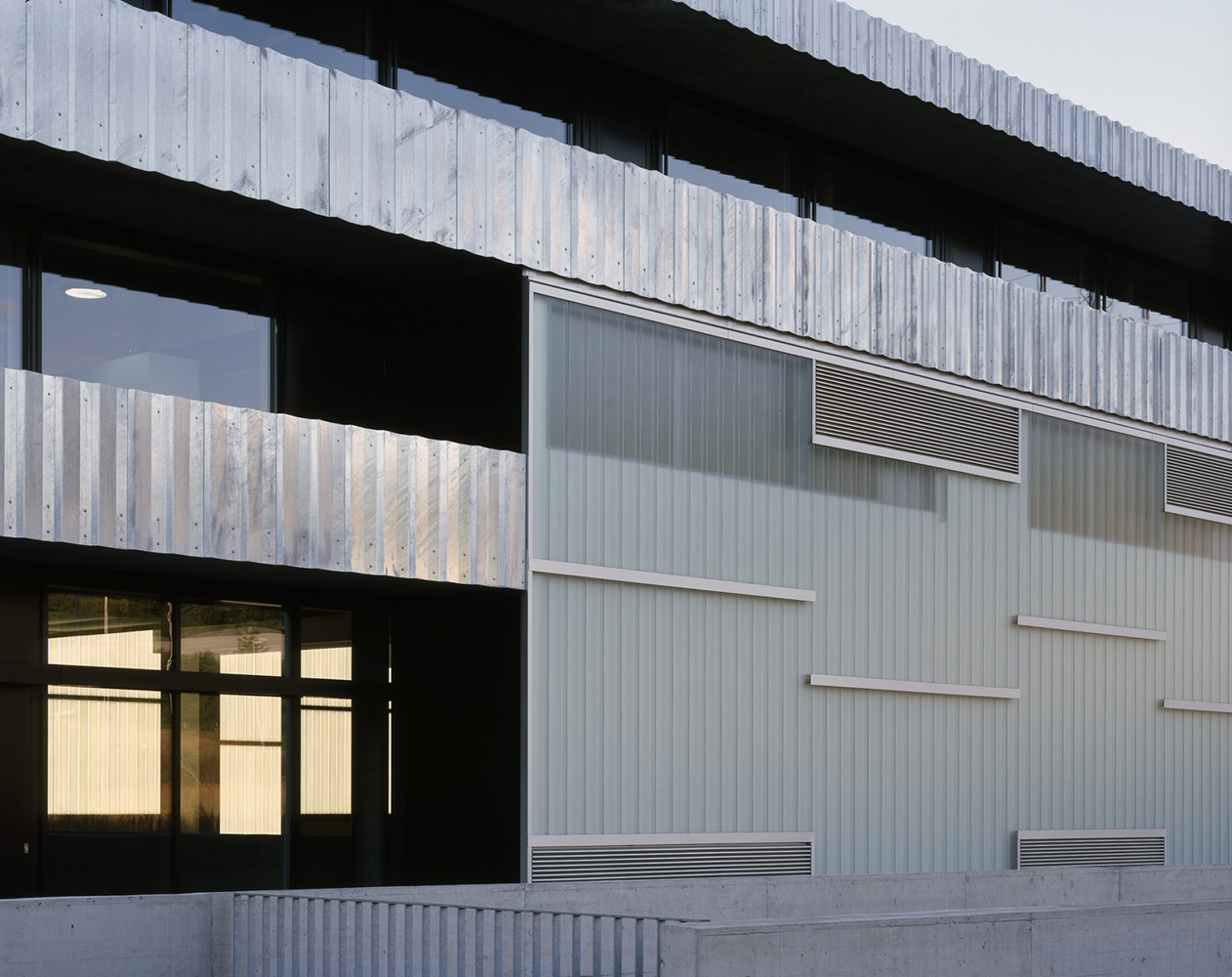 c1-0405_zis-upper-school_06