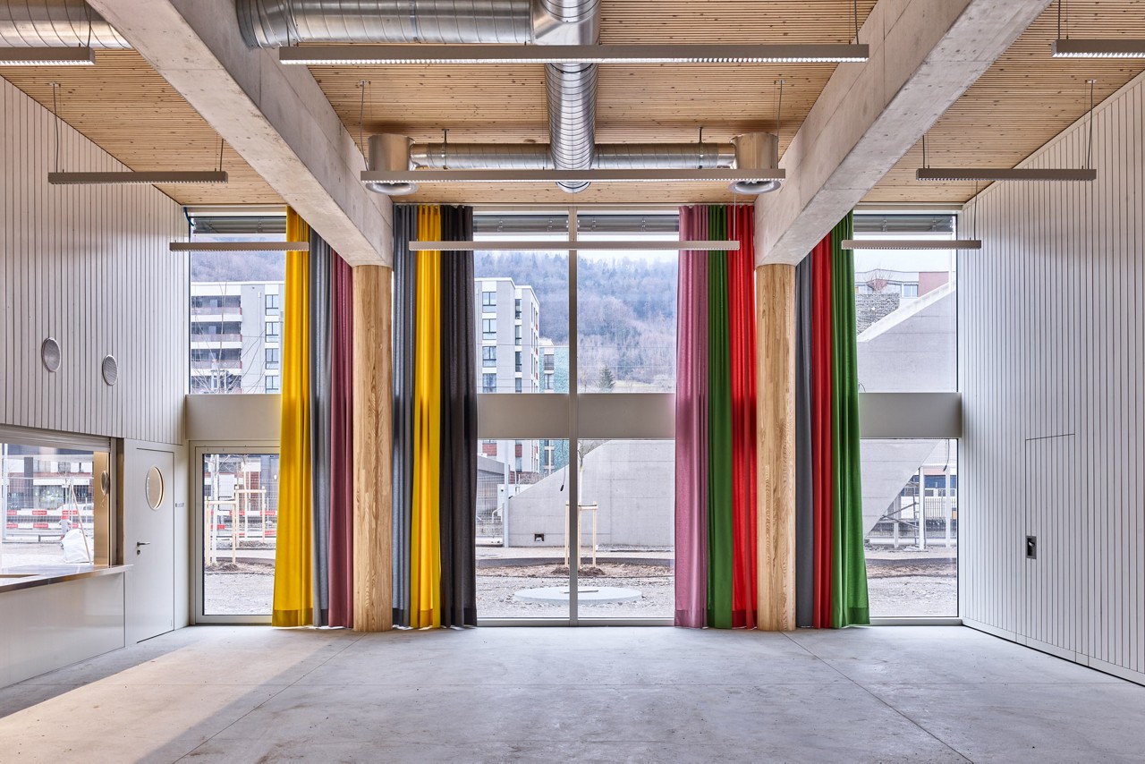 cq5dam.web.1280.1280 (3)