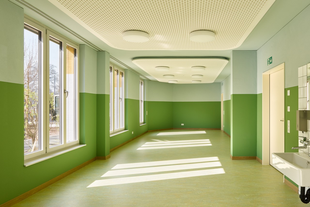 cq5dam.web.1280.1280 (6)