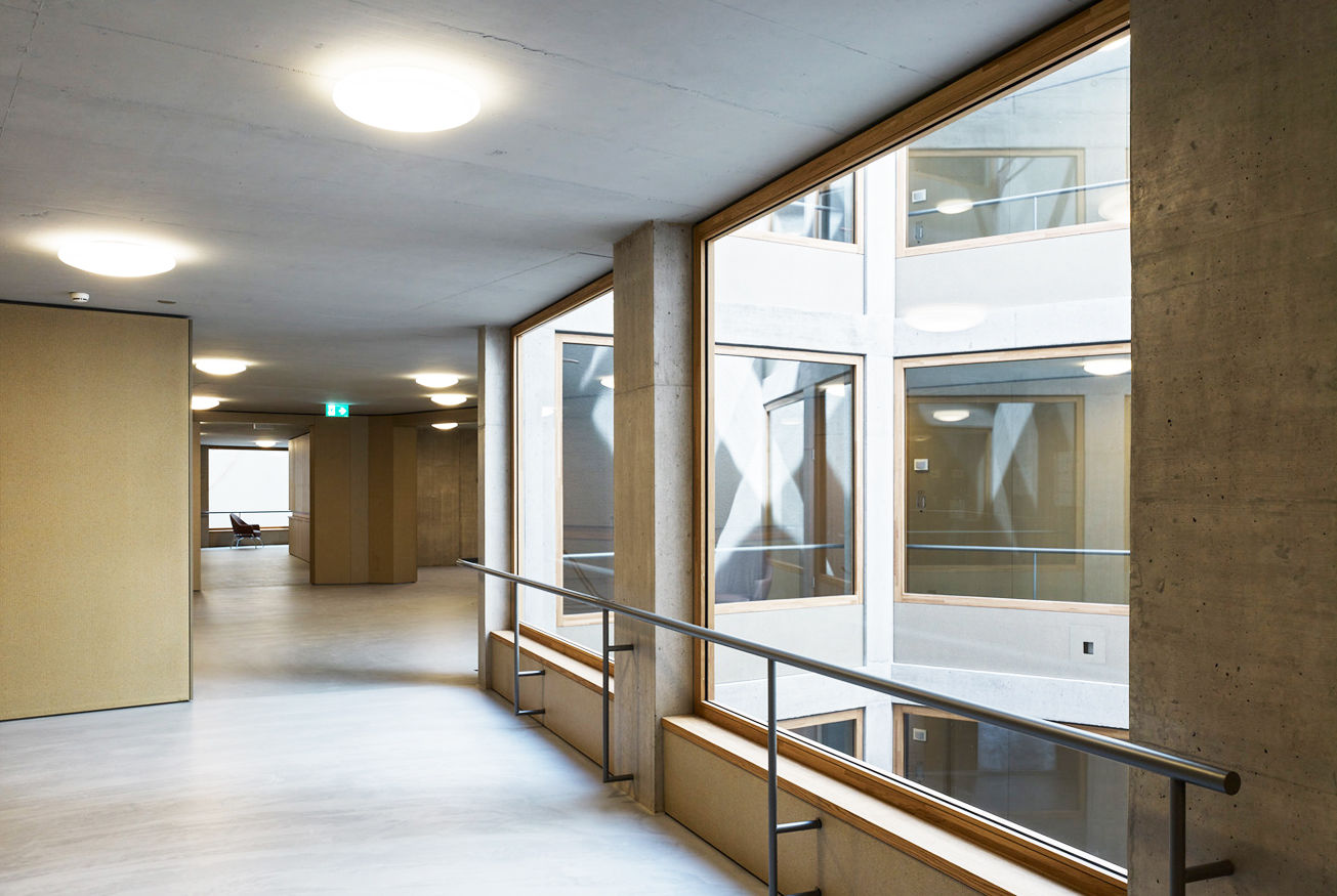 medium_293_large_Zollikon_Erschliessung-OG