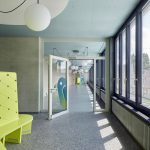 neon-schule-feld-16653-web-3200x