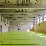 neon-schule-feld-16791-bw-web-3200x