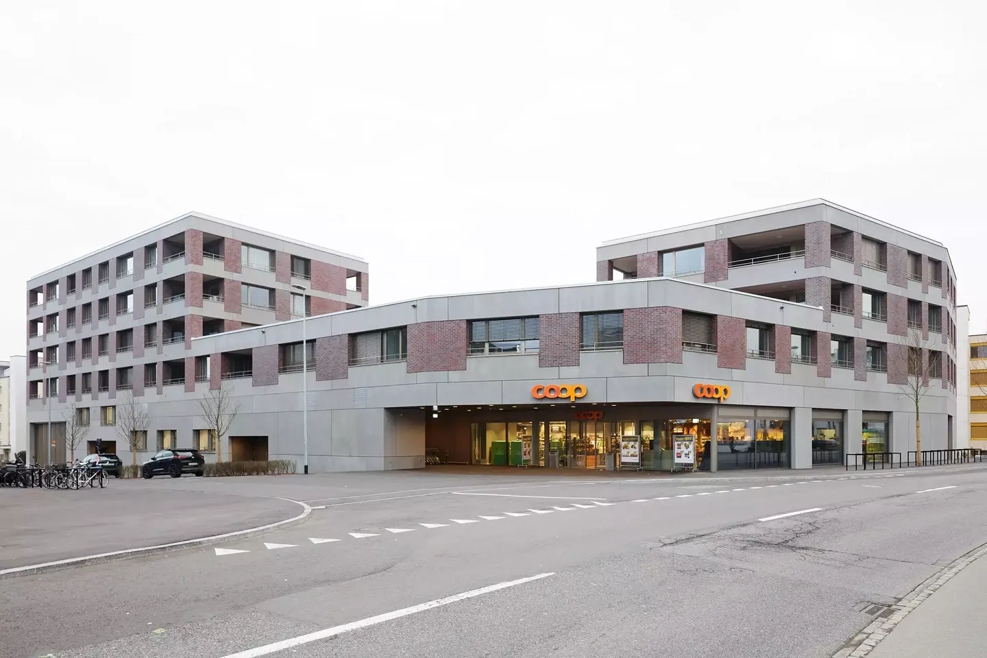 wohnbaudrei-hoehenakzente