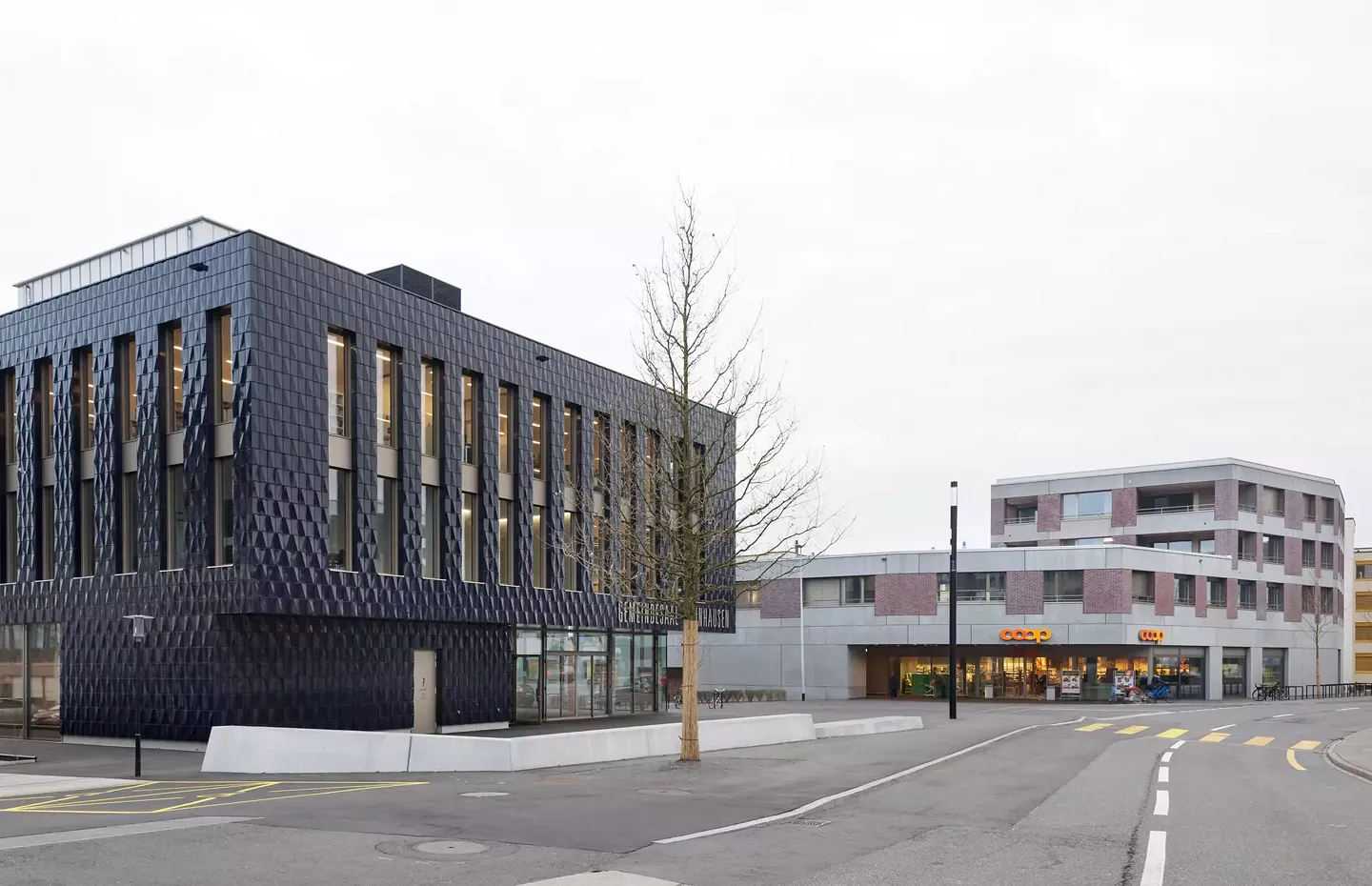 zentrum-dreiklang-saalbau-und-wohnbau